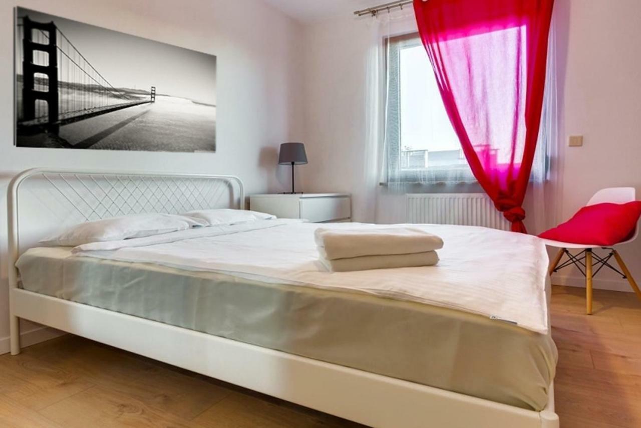Bluebird City Center Apartment Wroclaw Exterior photo